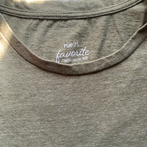 Green T-Shirt - Picture 3 of 4